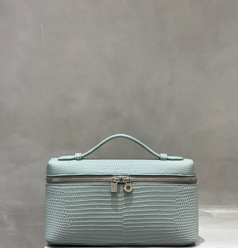 d53c5ed01d7103219b431ac2535ea5c9_1791938543_2384.jpeg